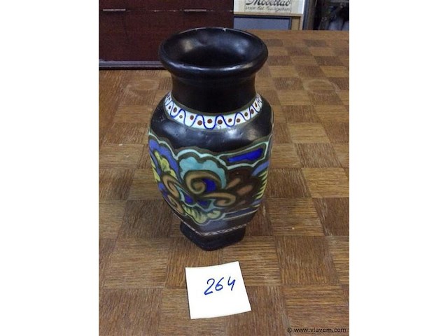 Vaas - afbeelding 1 van  3