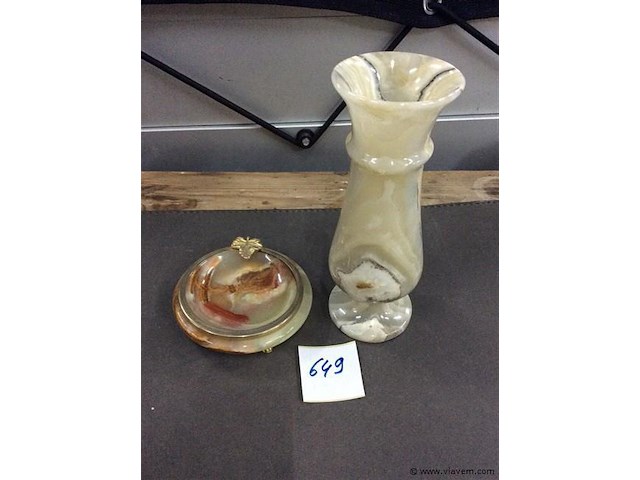 Vaasje marmer + - afbeelding 1 van  3