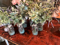 Vaasjes met kunstbloemen (24x) - afbeelding 4 van  5