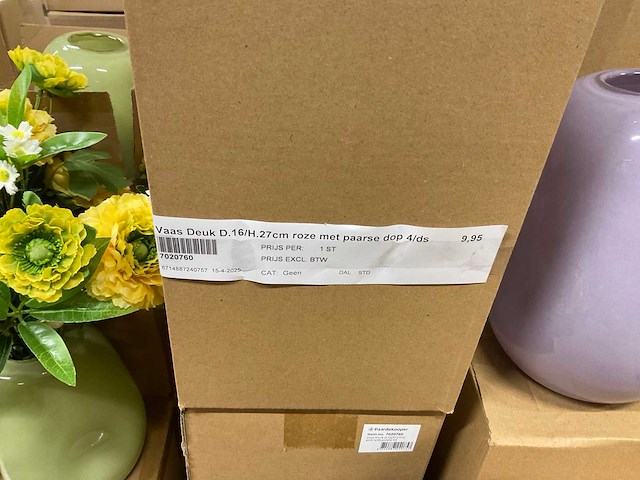 Vaasjes - afbeelding 5 van  21