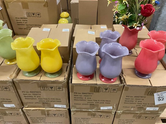 Vaasjes - afbeelding 19 van  21