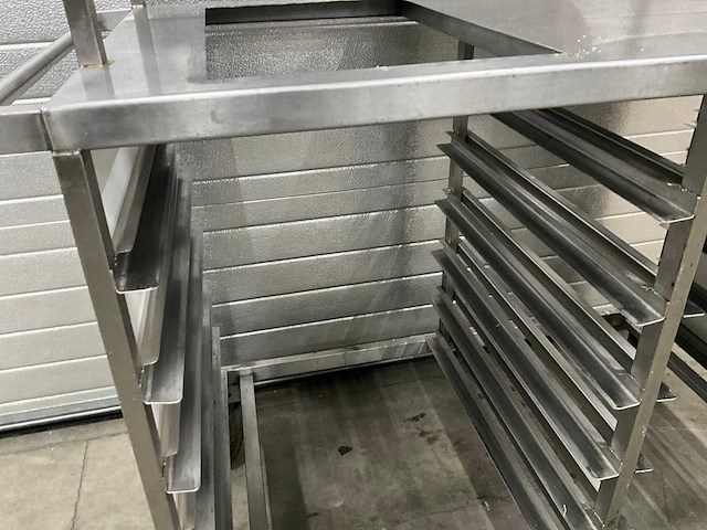 Vaatwaskorven afruimwagen - afbeelding 7 van  8