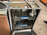 Vaatwasser 2x bosch, 1x whirlpool, 1x onbekens (4x) - afbeelding 4 van  5