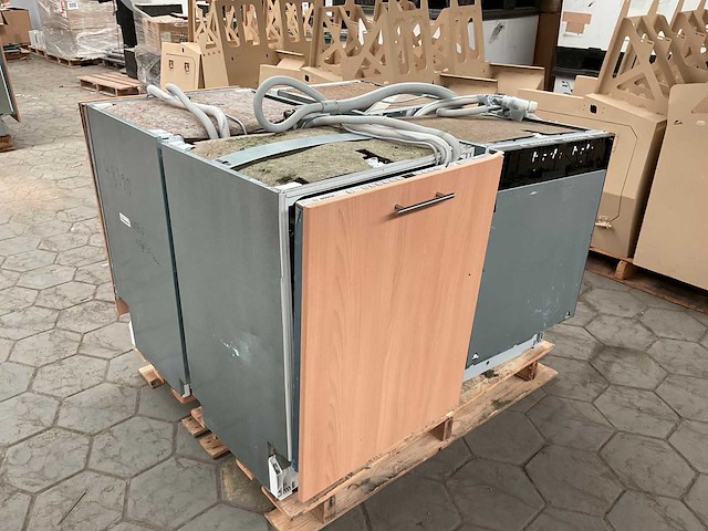 Vaatwasser 2x bosch, 2x siemens (4x) - afbeelding 2 van  8