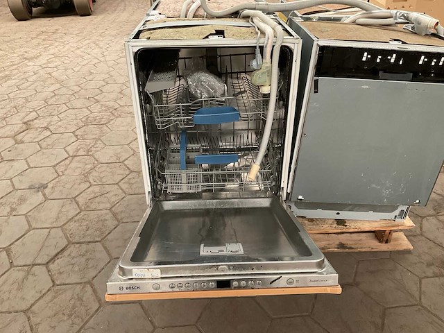 Vaatwasser 2x bosch, 2x siemens (4x) - afbeelding 6 van  8