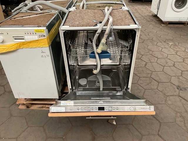 Vaatwasser 2x bosch, 2x siemens (4x) - afbeelding 7 van  8