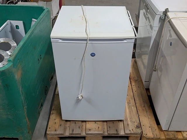 Vaatwasser en 2x tafelmodel koelkast, sb, aeg - afbeelding 2 van  9