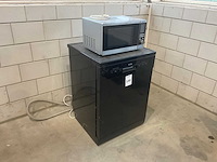 Vaatwasser en magnetron - afbeelding 1 van  4