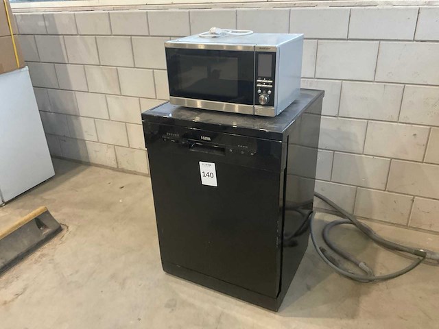 Vaatwasser en magnetron - afbeelding 2 van  4