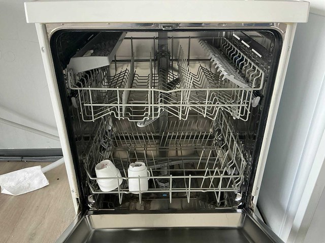 Vaatwasser + koelkast - afbeelding 3 van  7
