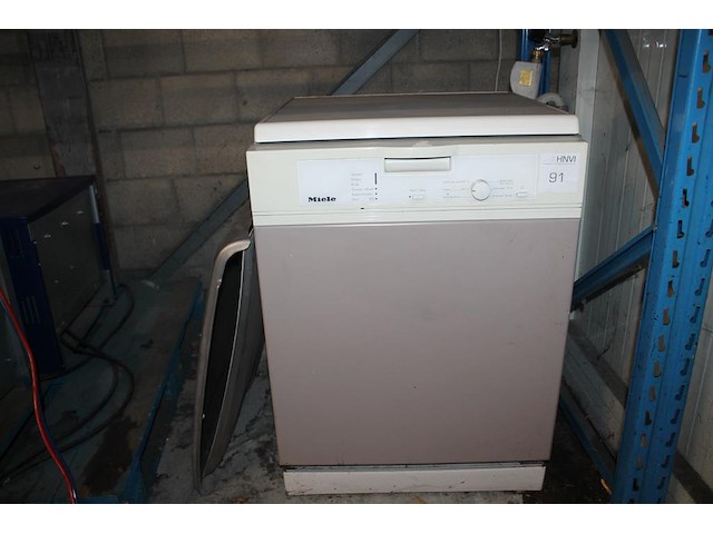 Vaatwasser miele. werking onbekend. - afbeelding 1 van  3