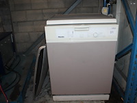 Vaatwasser miele. werking onbekend. - afbeelding 1 van  3