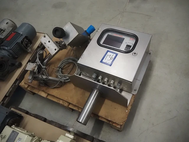 Vac control - afbeelding 1 van  10