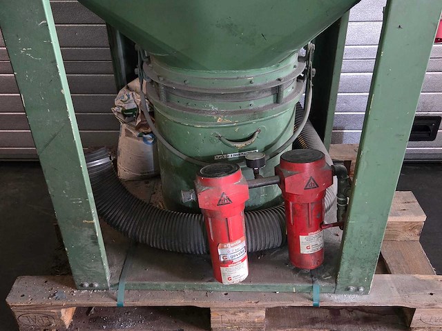 Vacu-blast - 1994 - ventus 125 s - zandstraalmachine - afbeelding 17 van  17