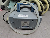 Vacuubrand - 2020 - mz 2c nt - vacuumpomp - afbeelding 1 van  2