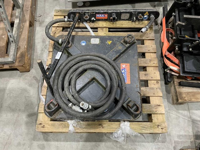 Vacuüm bestrating toebehoren voor graafmachine - afbeelding 11 van  23