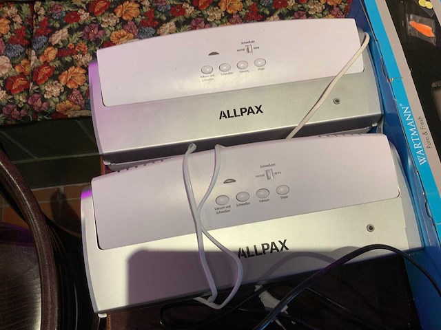 Vacuum machines (4x) - afbeelding 2 van  3