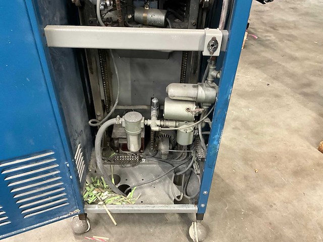 Vacuumatic mv vacuümvormmachine - afbeelding 6 van  7