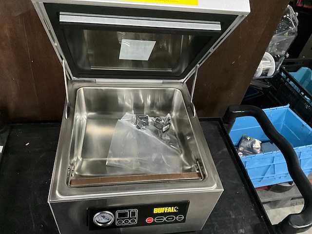 Vacuümmachine - afbeelding 8 van  9