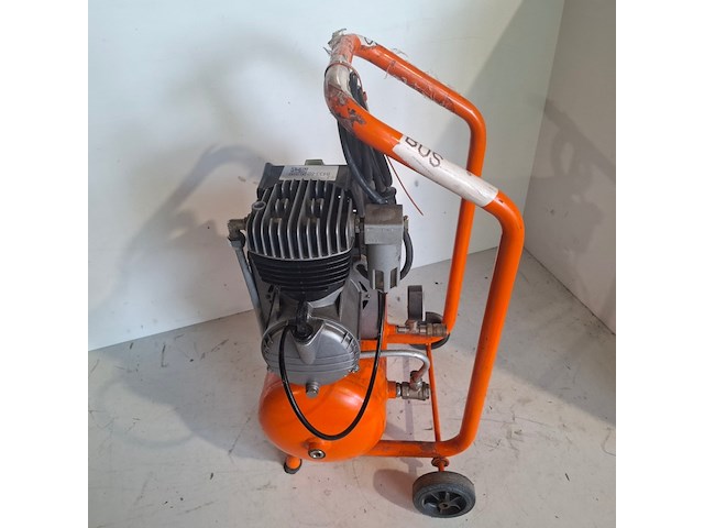 Vacuumpomp 220v gmt, c10, bouwjaar 2016 - afbeelding 3 van  4