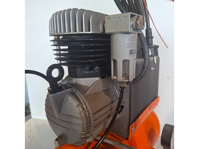 Vacuumpomp 220v gmt, c10, bouwjaar 2016 - afbeelding 4 van  4