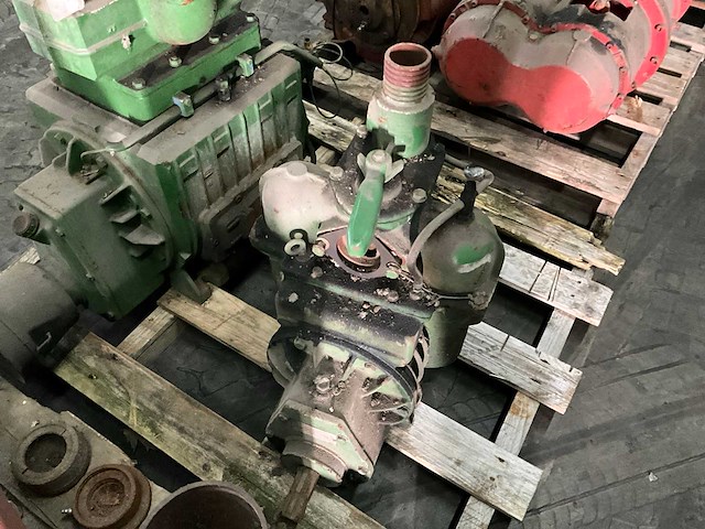 Vacuümpomp (2x) - afbeelding 4 van  4