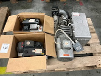 Vacuümpomp (4x) - afbeelding 2 van  8