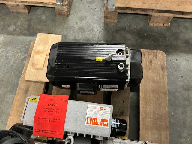 Vacuümpomp (4x) - afbeelding 8 van  8