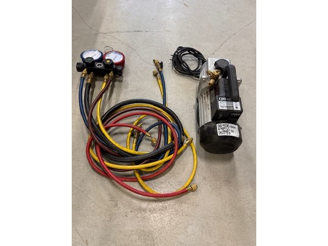 Vacuümpomp met manometer set cps, vp4de - afbeelding 1 van  5