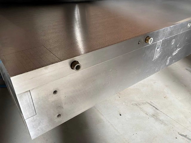 Vacuümtabel - afbeelding 6 van  7