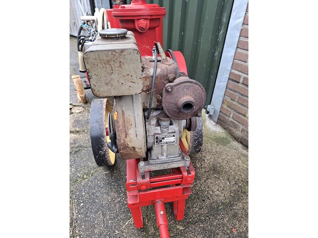 Vacuumtank en melkmachine - afbeelding 14 van  16