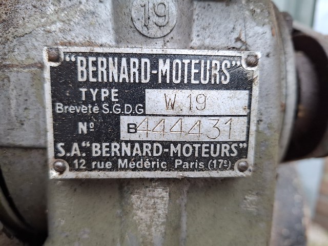 Vacuumtank en melkmachine - afbeelding 15 van  16