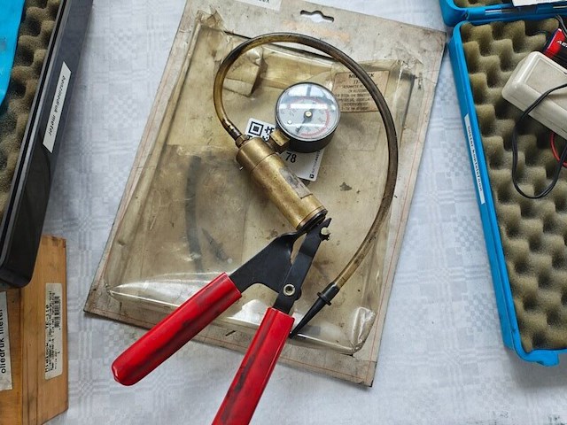 Vacuümtester, midlock, te 140 - afbeelding 1 van  1