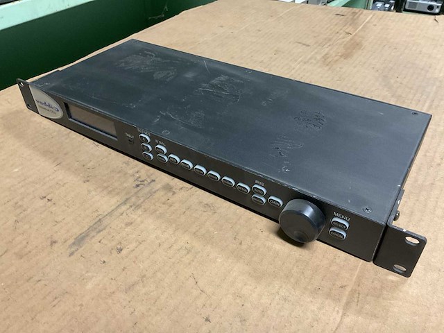 Vaddio ccu hd-19 cat5 universal ccu (2x) - afbeelding 1 van  3