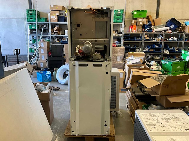 Vaillant arotherm/unitower lucht-water warmtepomp - afbeelding 8 van  9