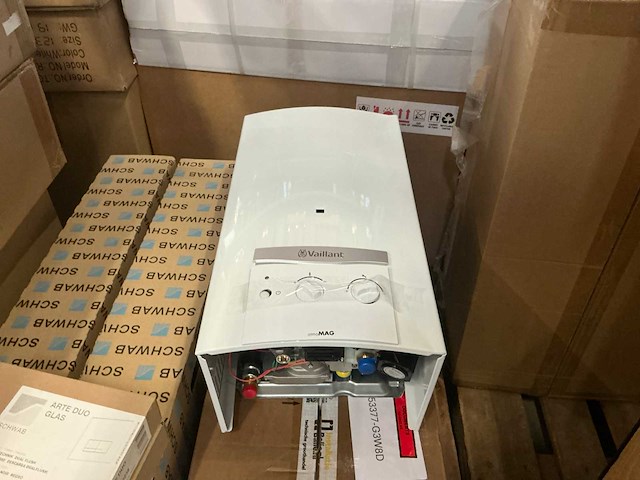 Vaillant mag mini 114/1 g(p-nl) doorstroomgeiser - afbeelding 1 van  3