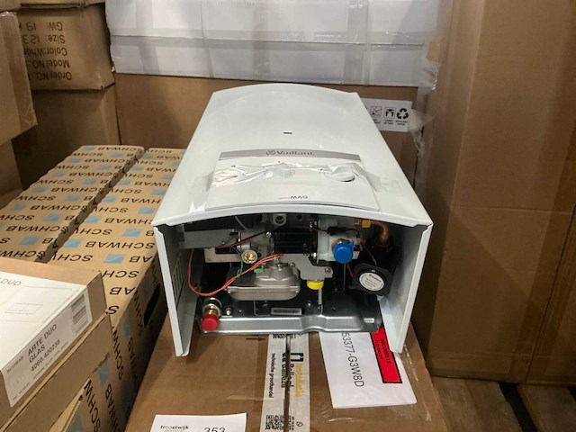 Vaillant mag mini 114/1 g(p-nl) doorstroomgeiser - afbeelding 2 van  3