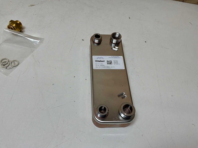 Vaillant platenwisselaar 064947 - afbeelding 6 van  8