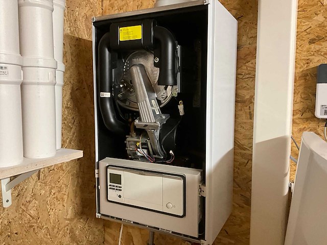 Vaillant vhr nl 25-30/5-5 cv-ketel cw4 - afbeelding 4 van  5