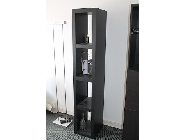 Vakkenkast ikea met afmeting 35 x 38 x 190 cm. - afbeelding 2 van  2