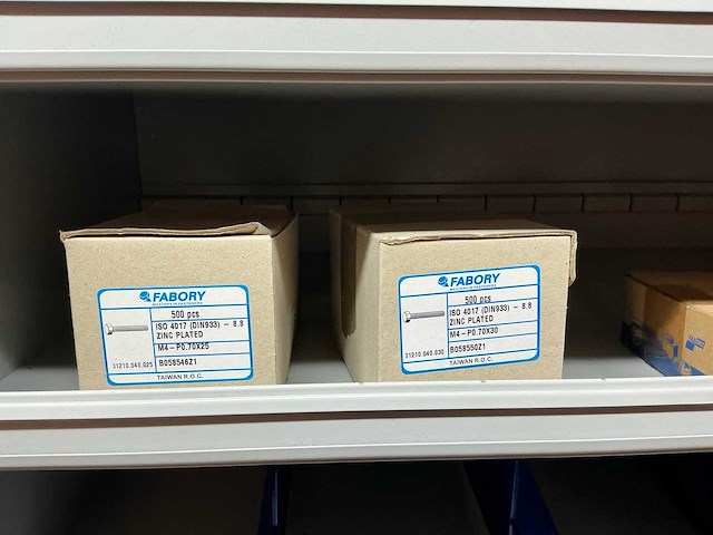 Vakkenkast met bouten, moeren & ringen (10x) - afbeelding 3 van  93