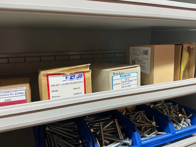 Vakkenkast met bouten, moeren & ringen (10x) - afbeelding 4 van  93