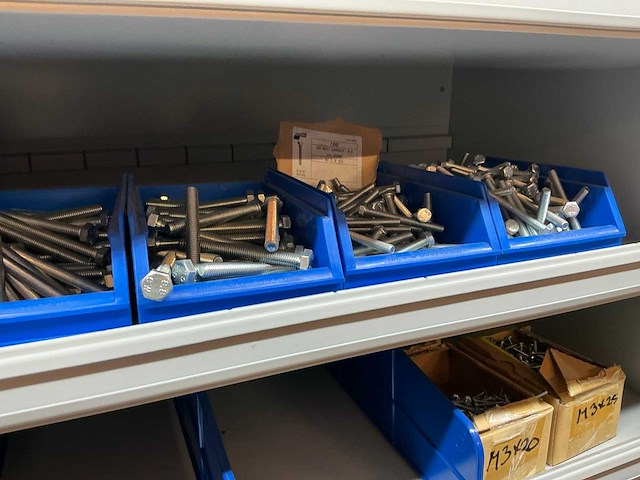 Vakkenkast met bouten, moeren & ringen (10x) - afbeelding 5 van  93