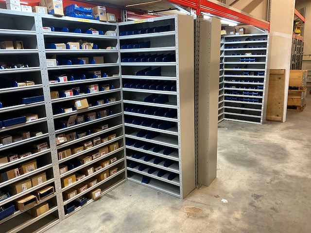 Vakkenkast met bouten, moeren & ringen (10x) - afbeelding 1 van  93