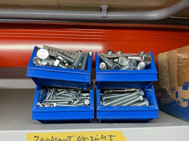 Vakkenkast met bouten, moeren & ringen (10x) - afbeelding 14 van  93