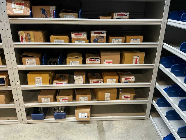 Vakkenkast met bouten, moeren & ringen (10x) - afbeelding 24 van  93