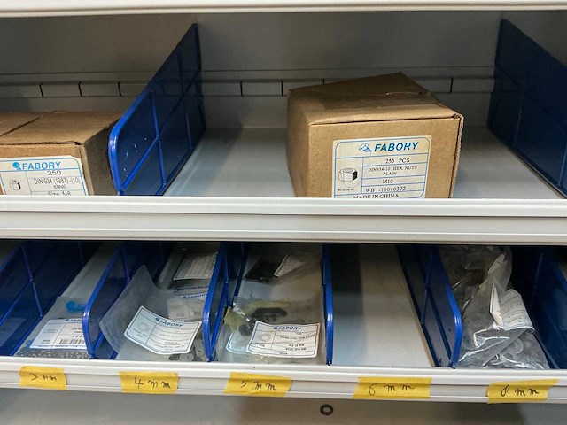 Vakkenkast met bouten, moeren & ringen (10x) - afbeelding 41 van  93