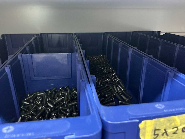 Vakkenkast met bouten, moeren & ringen (10x) - afbeelding 76 van  93