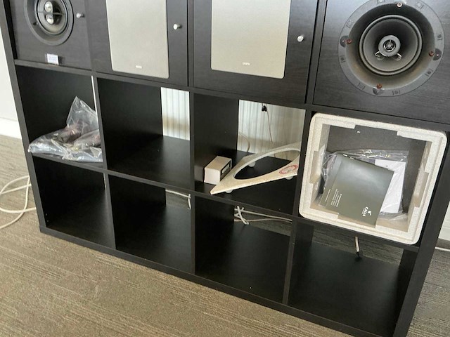 Vakkenkast met inbouwspeakers - afbeelding 2 van  12