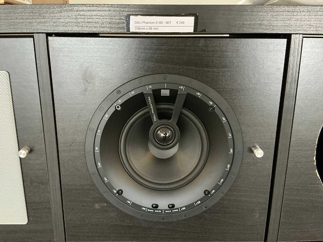 Vakkenkast met inbouwspeakers - afbeelding 8 van  12